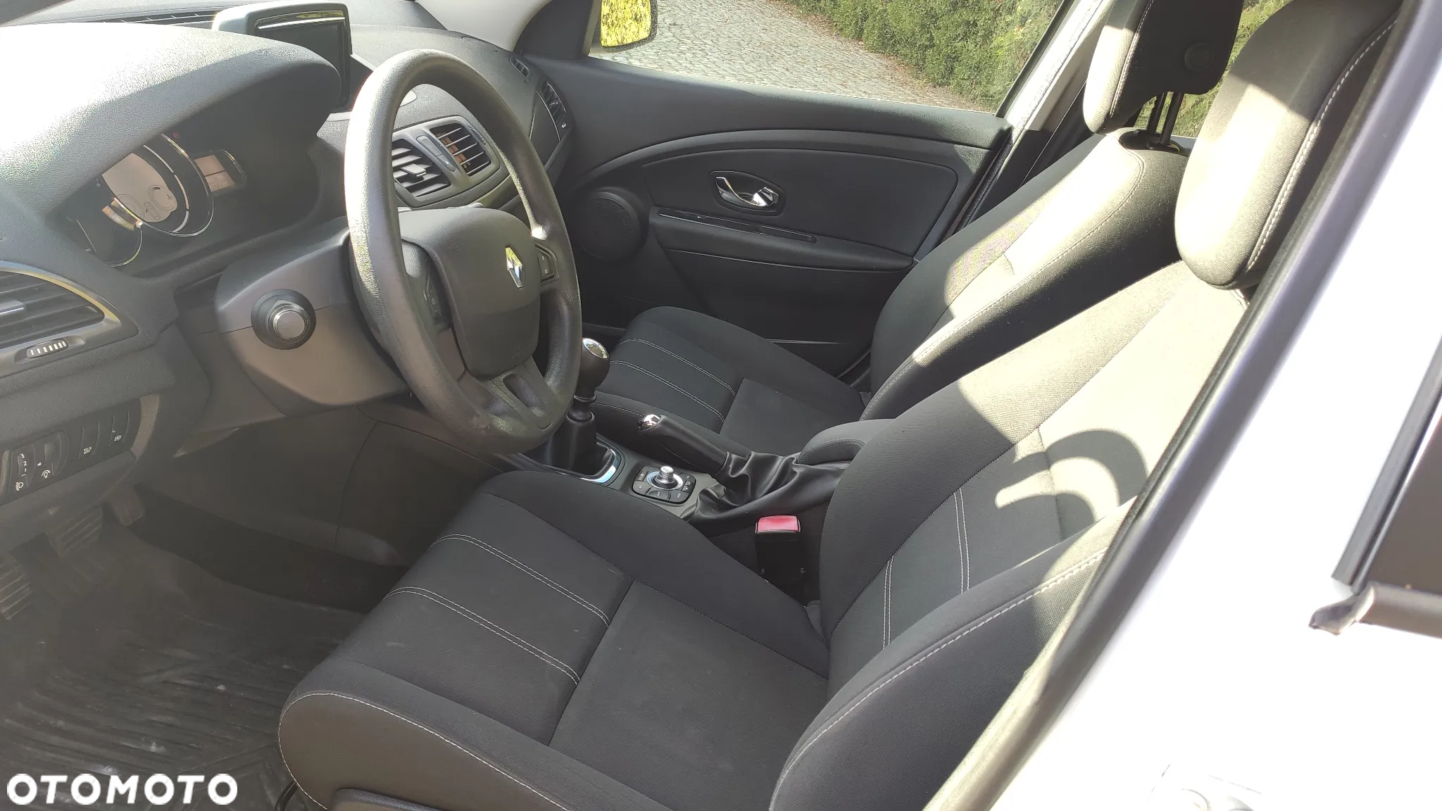 Renault Megane 1.2 16V TCe Energy Life - 8