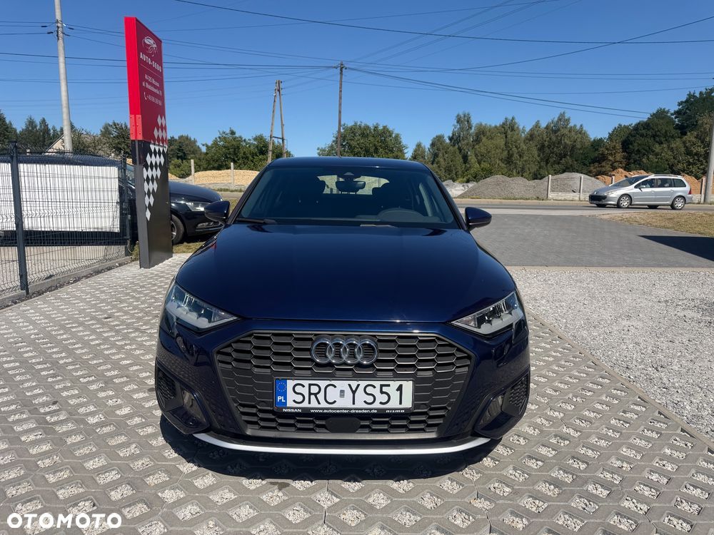 Audi A3 Sportback - 3