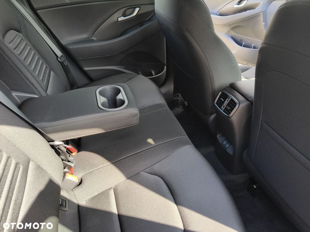 Hyundai i30 1.0 T-GDI Smart DCT - 26