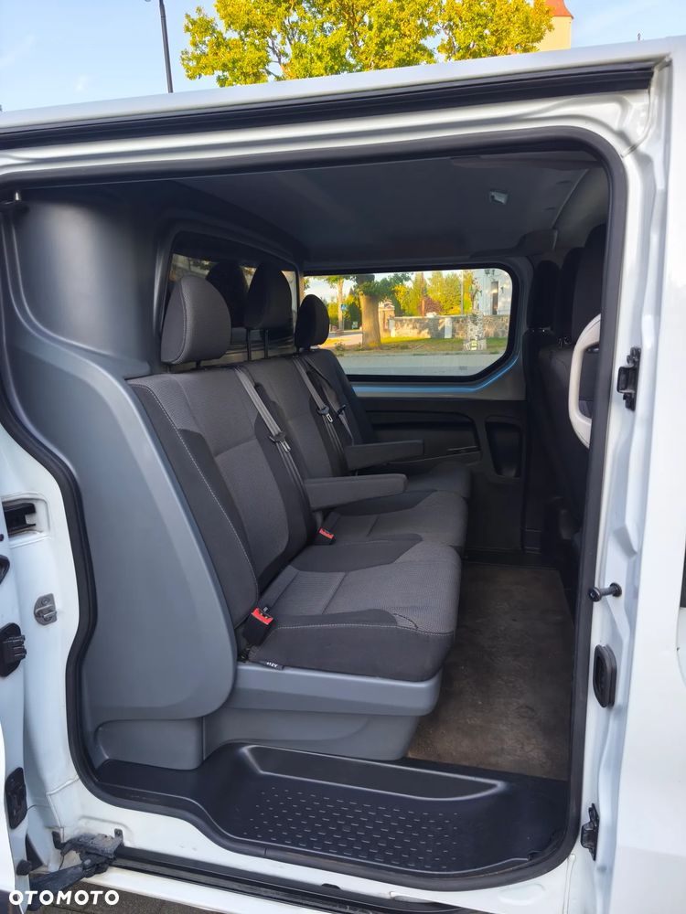 Renault Trafic - 22