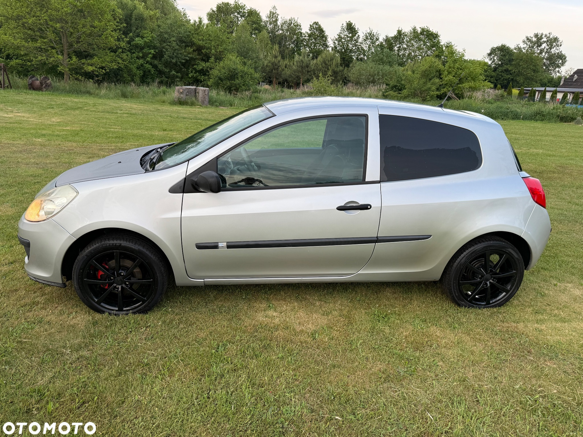 Renault Clio 1.2 16V Authentique - 6