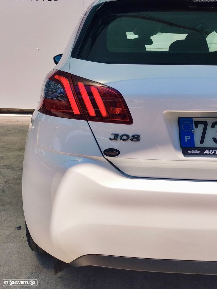 Peugeot 308 1.5 BlueHDi Business Line - 4