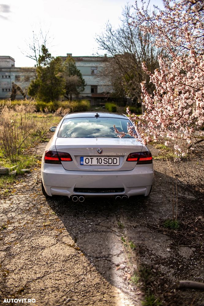BMW Seria 3 325i Aut. M Sport Edition - 4