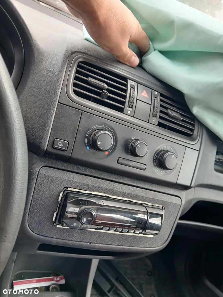 SKODA FABIA II 2 HB LF9E fotel fotele kanapa deska kokpit podsufitka boczek boczki klamka - 6