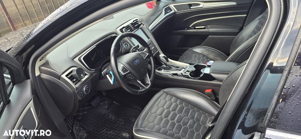 Ford Mondeo 2.0 HEV Vignale - 1