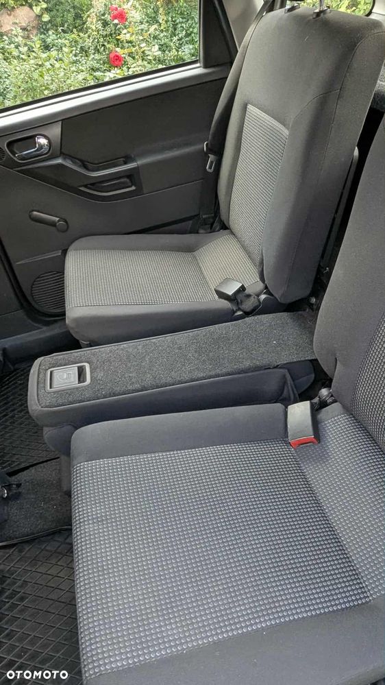 Opel Meriva 1.6 16V Cosmo - 13