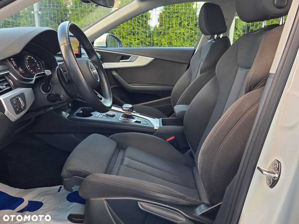 Audi A4 Avant 40 TDI S tronic sport - 32