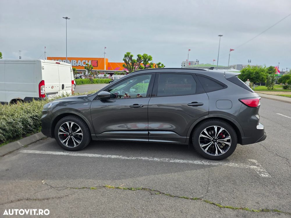 Ford Kuga - 4