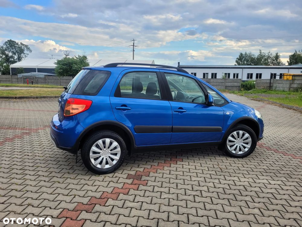 Suzuki SX4 1.6 VVT 4x4 Comfort - 37