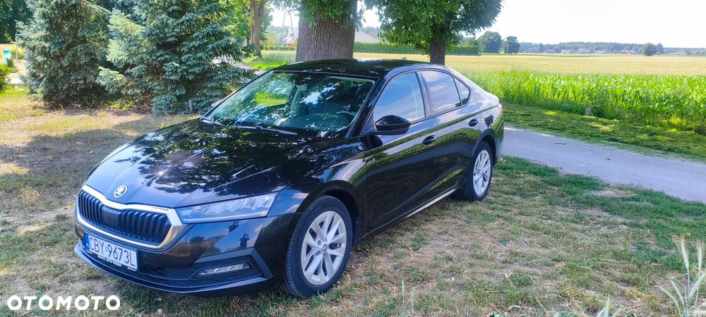 Skoda Octavia 2.0 TDI Ambition DSG - 1