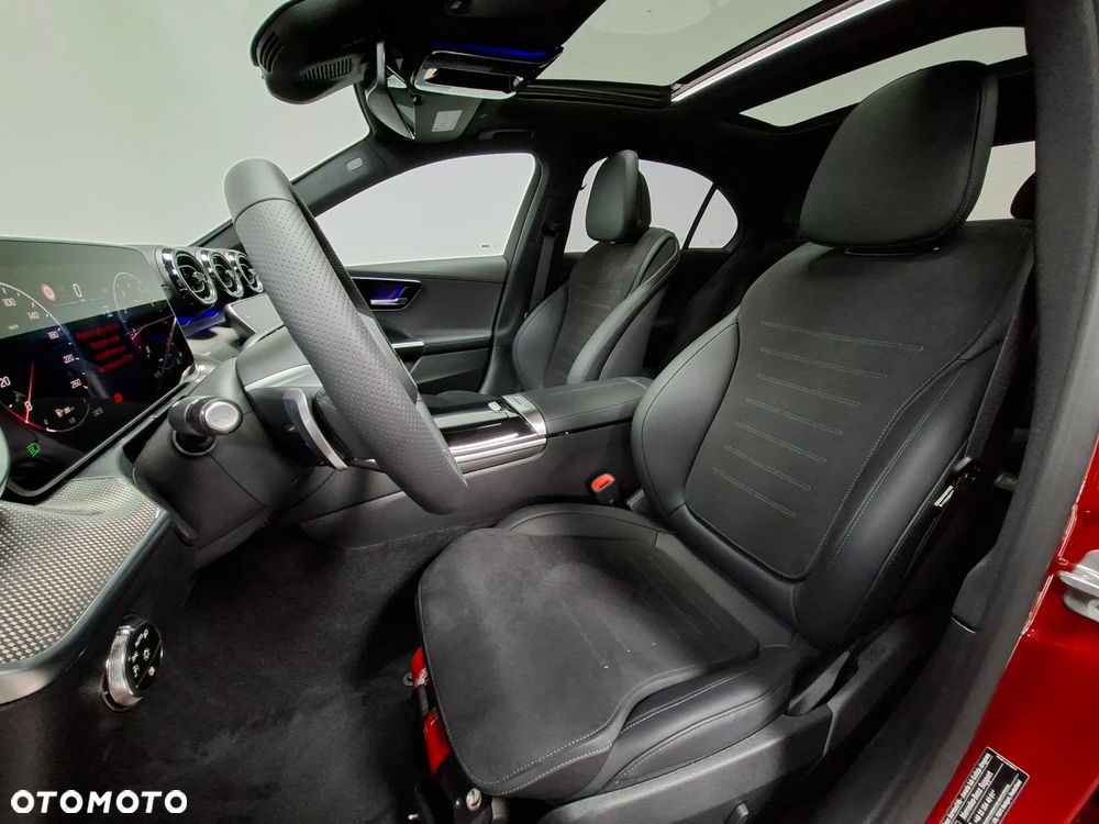 Mercedes-Benz Klasa C 180 mHEV AMG - 11