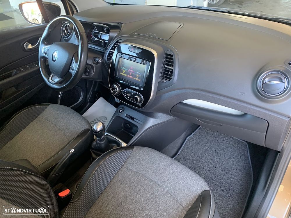 Renault Captur ENERGY TCe 120 Elysee - 5