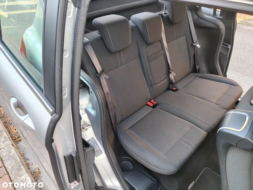 Ford B-MAX 1.6 TDCi Titanium - 17