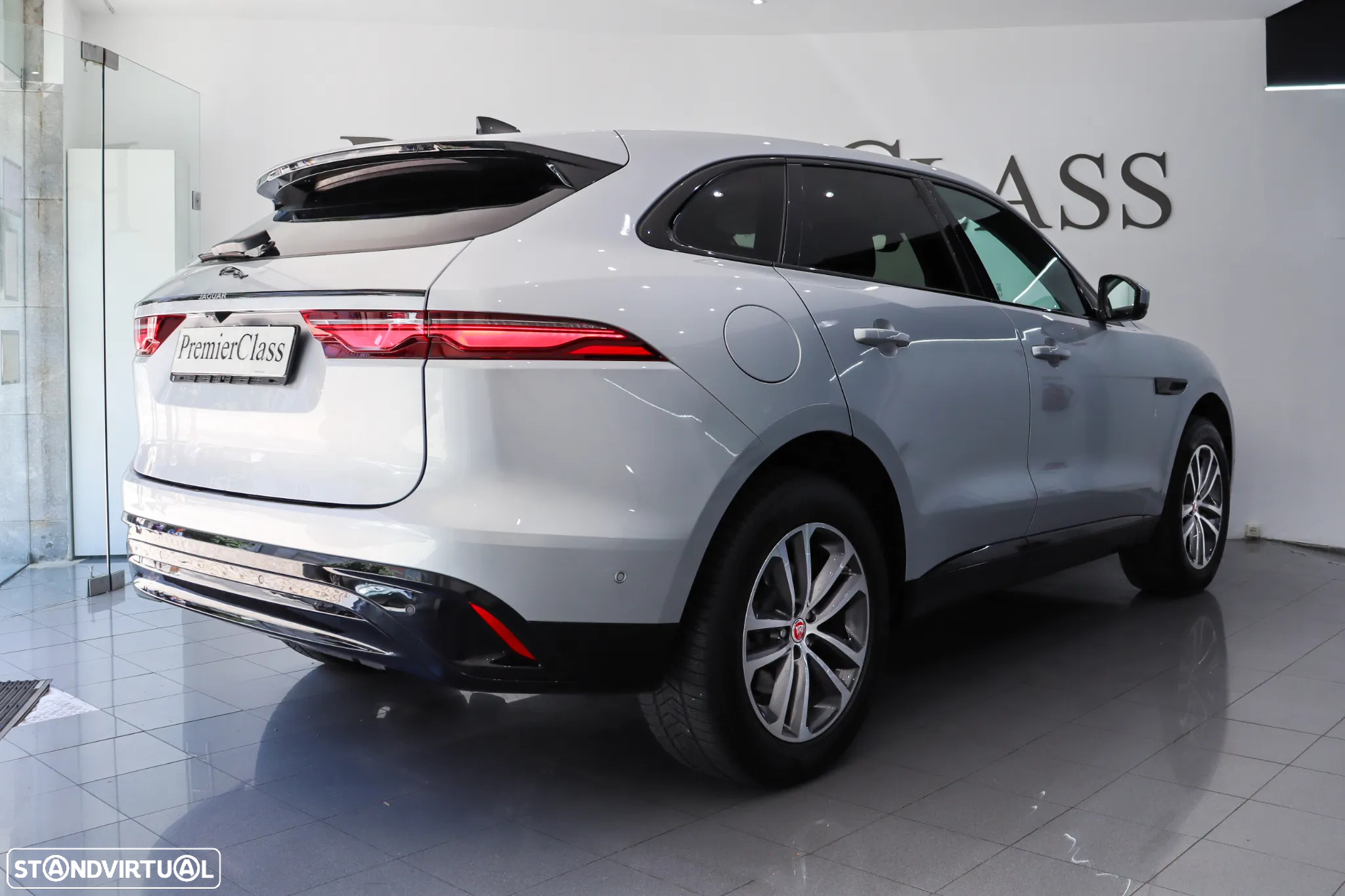 Jaguar F-Pace 2.0 P400e AWD R-Dynamic S - 21