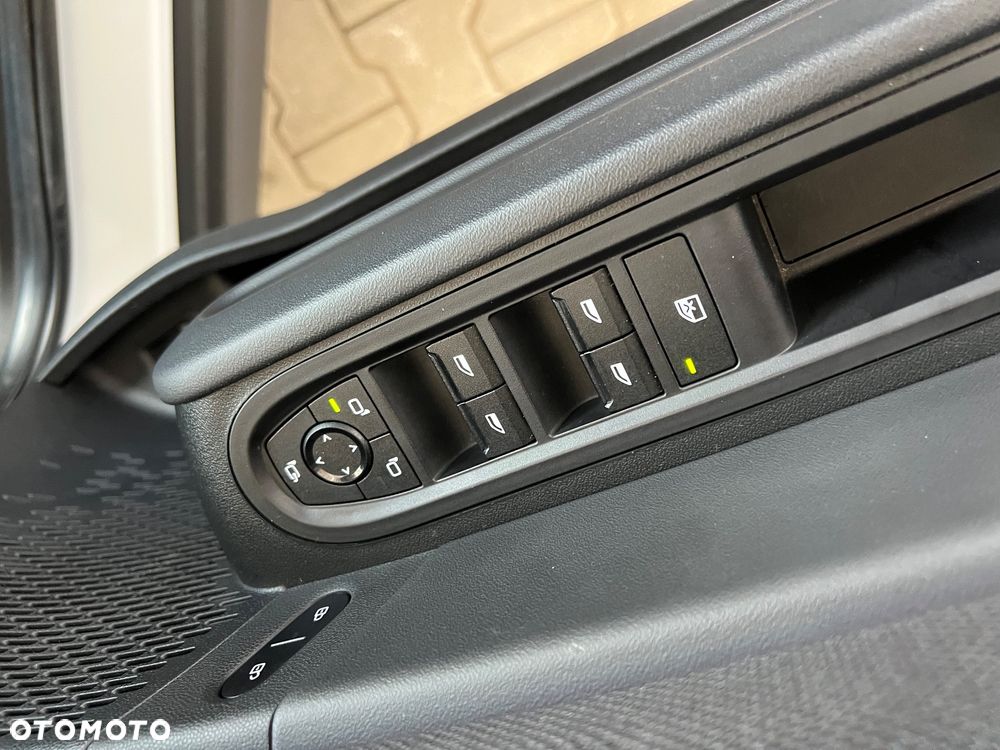 MINI Countryman C Classic Trim - 22
