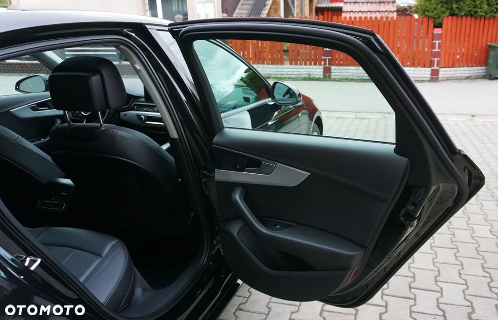 Audi A4 Limousine 2.0 TFSI Quattro S tronic - 16