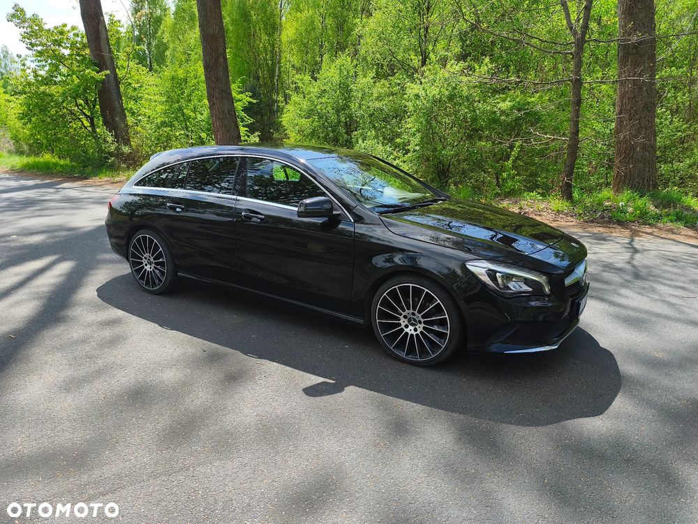 Mercedes-Benz CLA 180 AMG Line - 7