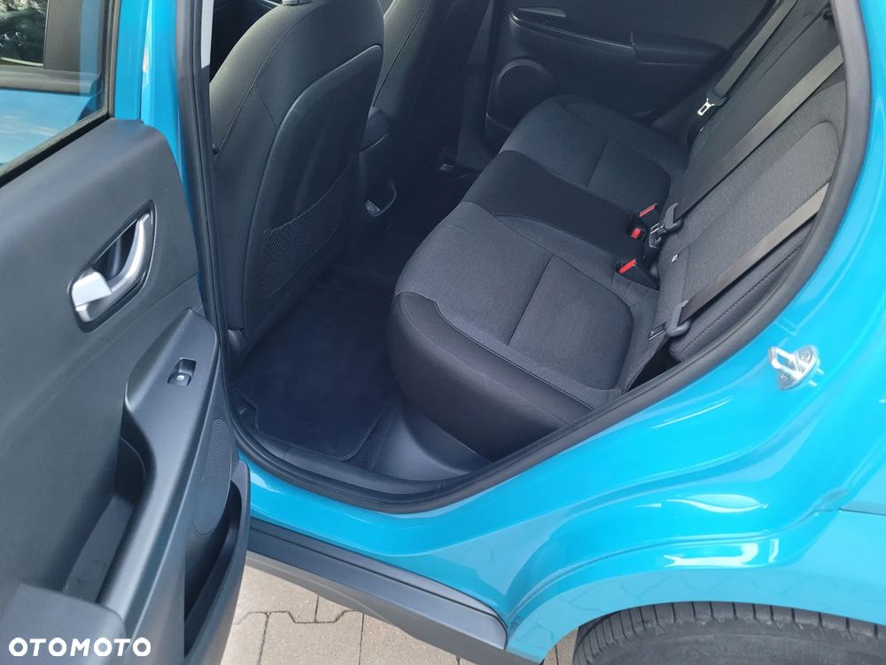 Hyundai Kona - 15