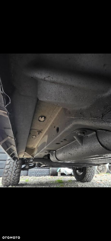 Jeep Grand Cherokee - 36