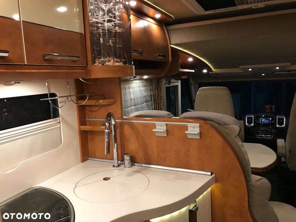 Carthago C-LINE 4,9 I  2 Generacja - 14