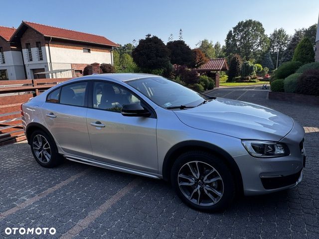 Volvo S60 Cross Country T5 AWD Summum - 3