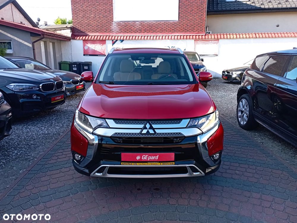 Mitsubishi Outlander 2.0 Intense + Navi 4WD CVT - 2