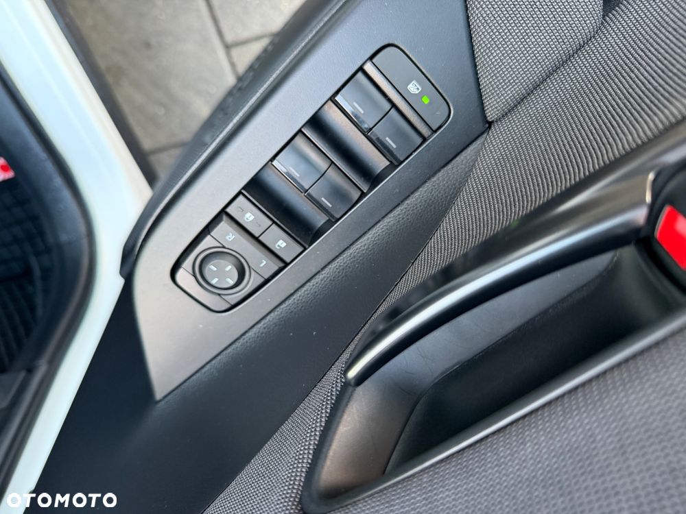 Toyota C-HR 1.8 Hybrid GPF Comfort - 22