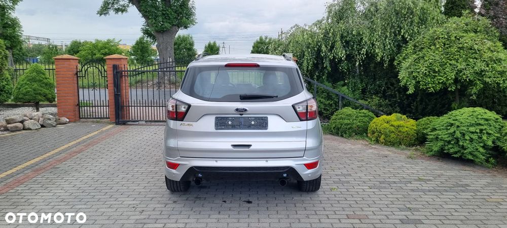 Ford Kuga 1.5 EcoBoost 2x4 ST-Line - 6