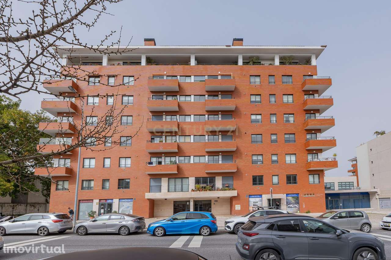 T1 Mobilado c/ Terraço - Metro Cabo Ruivo (Acesso pelo Condomínio) Par - Grande imagem: 2/23