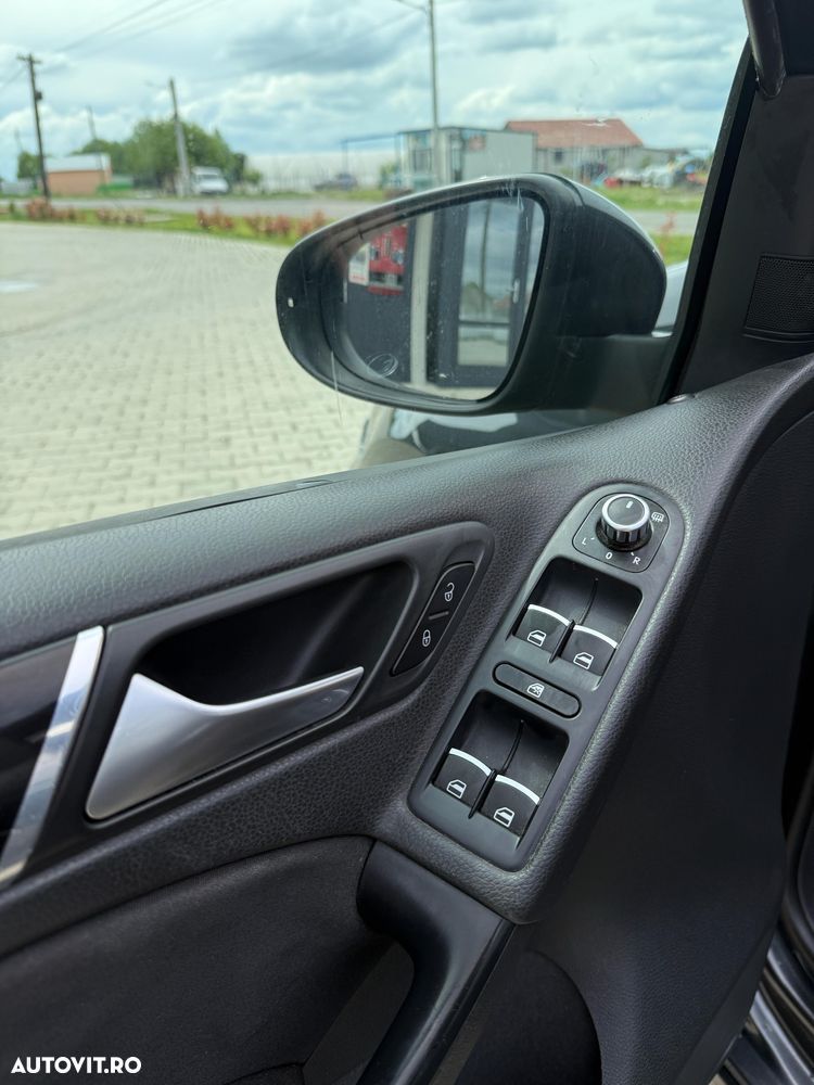 Volkswagen Golf 2.0 TDI DPF GTD - 10