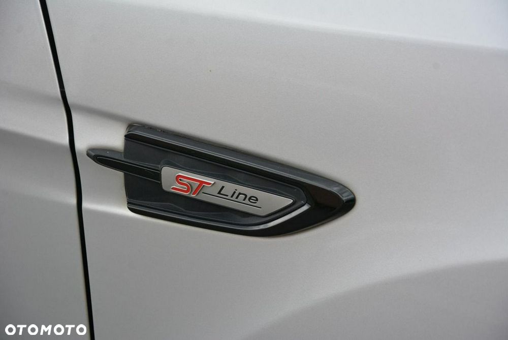 Ford Kuga 2.0 TDCi 4x4 ST-Line - 31