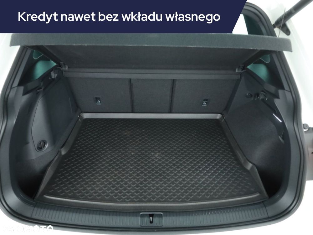 Volkswagen Tiguan - 19