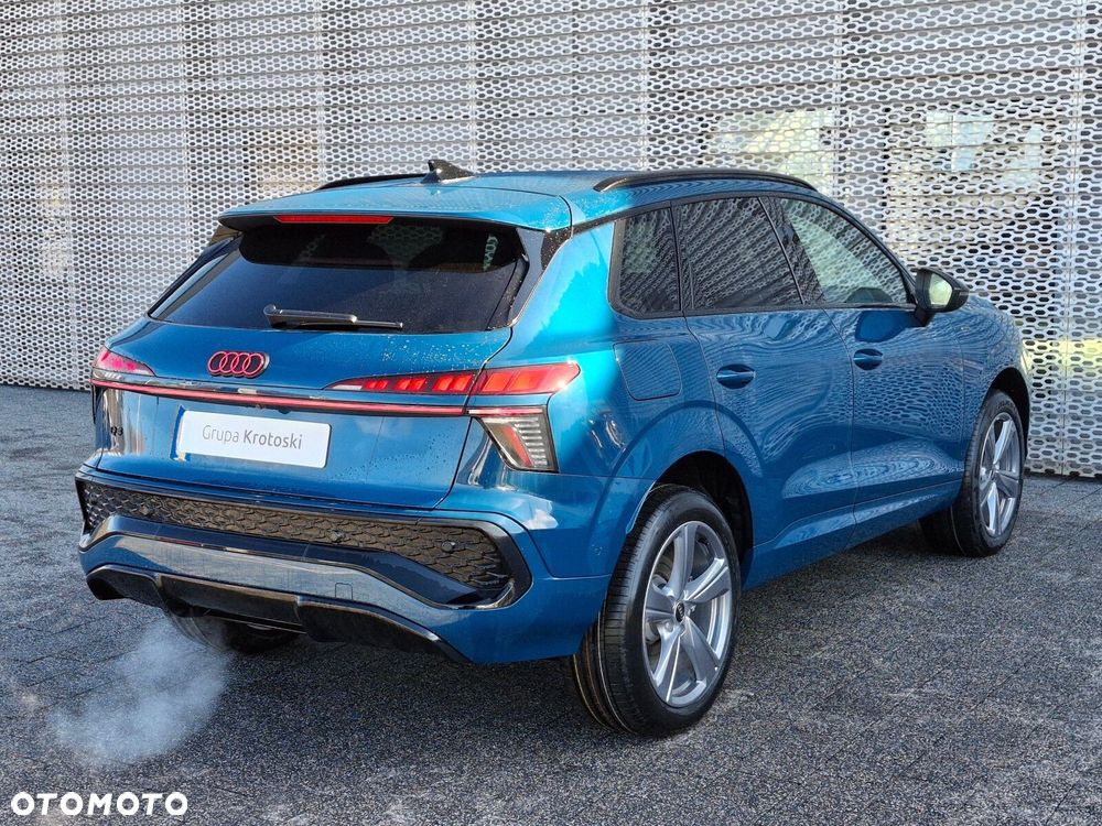 Audi Q3 - 4