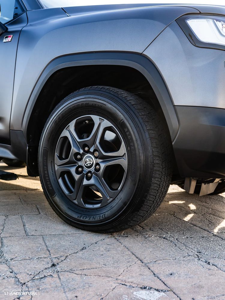 Toyota Land Cruiser - 13