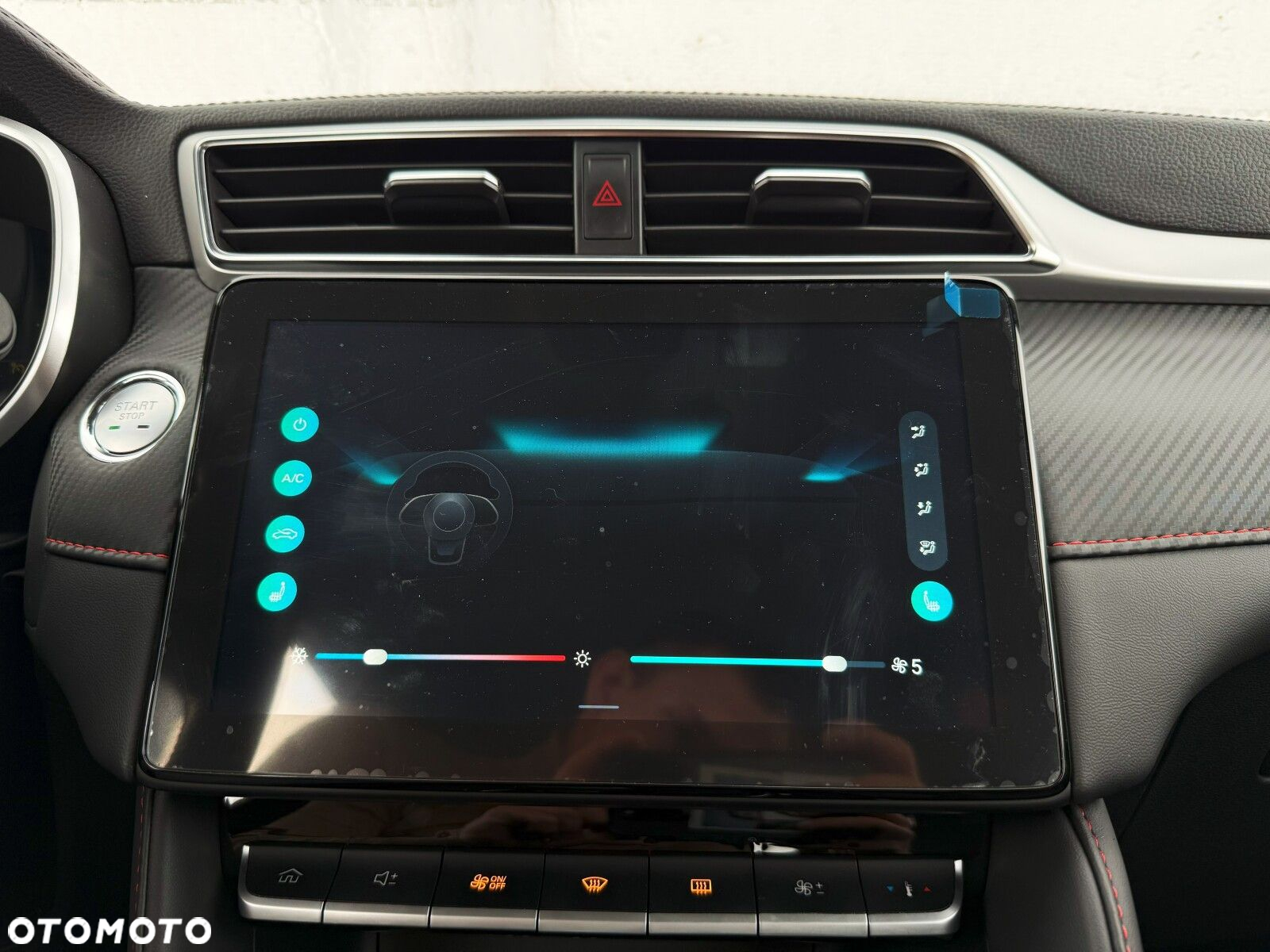 MG ZS 1.0 T-GDI Exclusive - 24