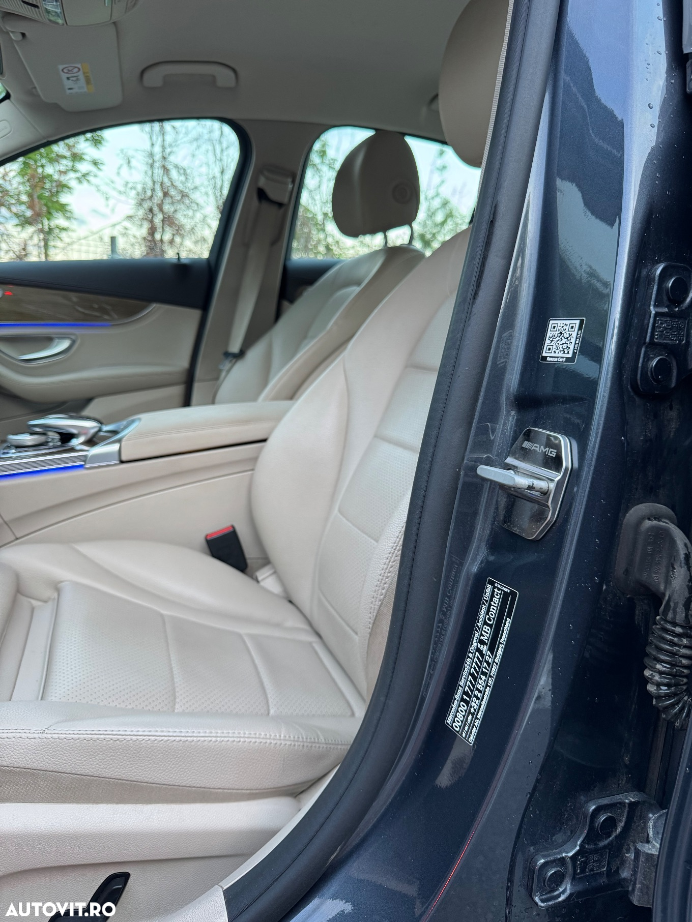 Mercedes-Benz C 300 BlueTec Hybrid - 12