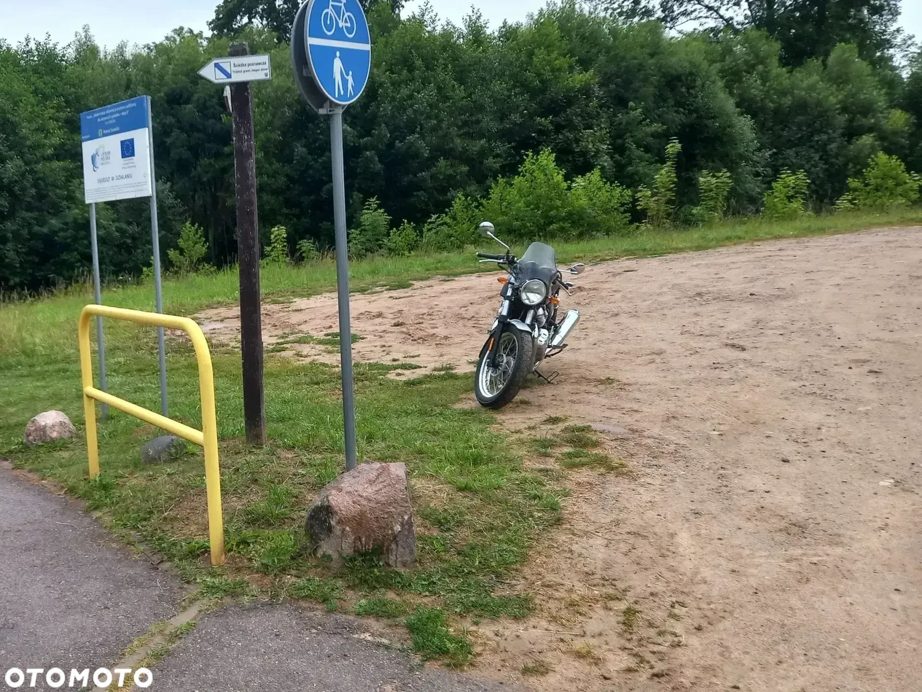 Royal Enfield Continental - 27