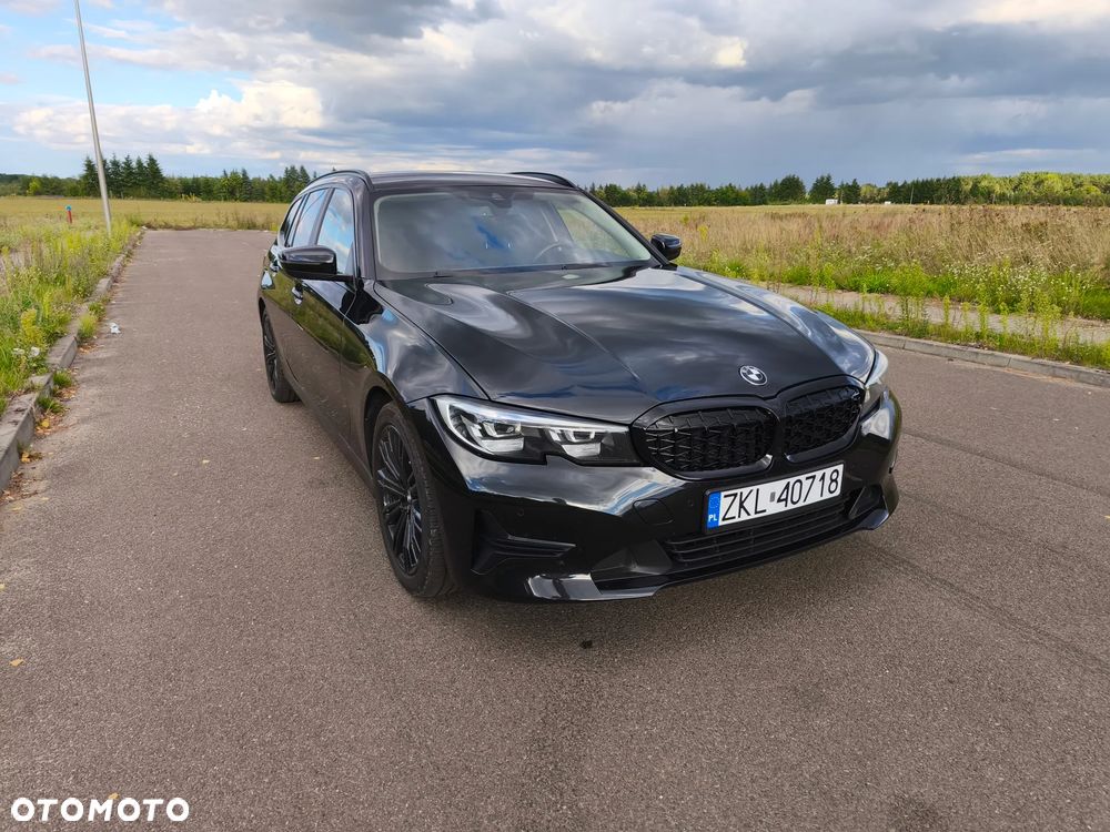 BMW Seria 3 318i - 13