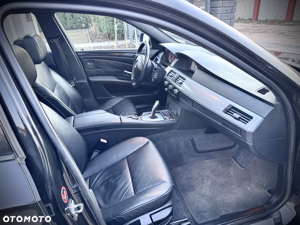BMW Seria 5 535d Sport-Aut Edition Sport - 11