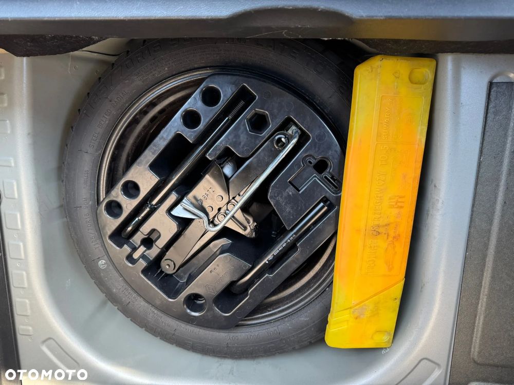 Renault Captur 1.2 Energy TCe Intens EDC - 22