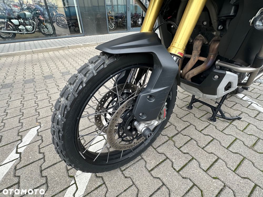 Triumph Tiger - 10