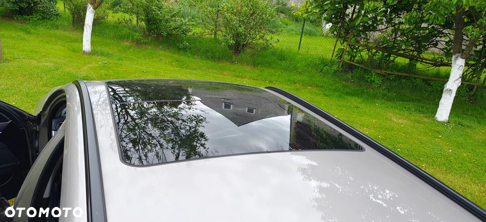 BMW Seria 5 525d - 12