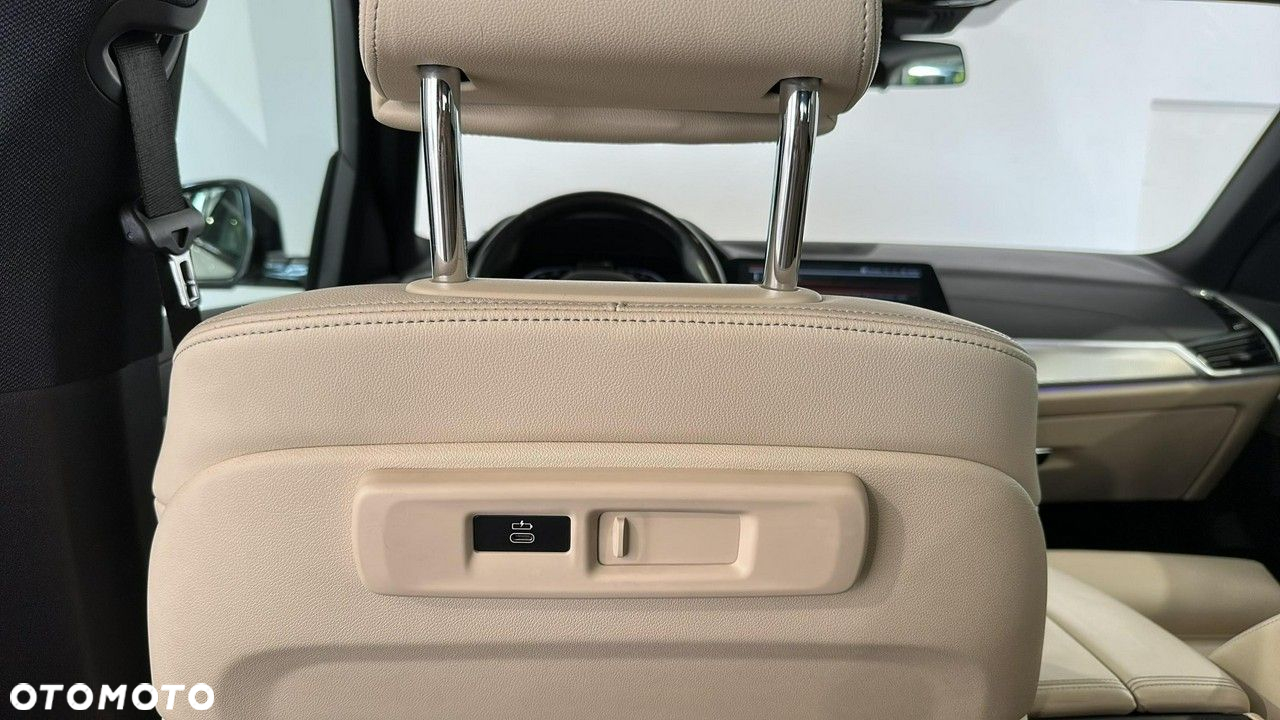 BMW X5 - 30