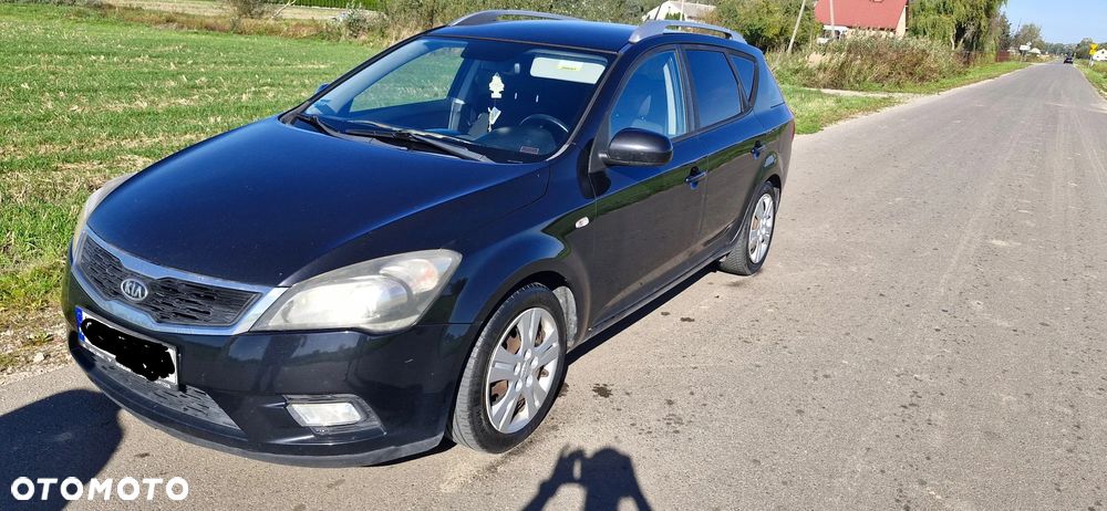 Kia Ceed Cee'd 1.4 L - 5