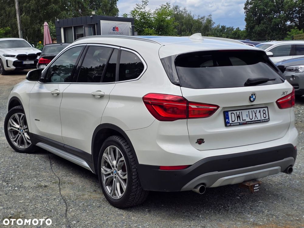BMW X1 xDrive25i xLine - 19