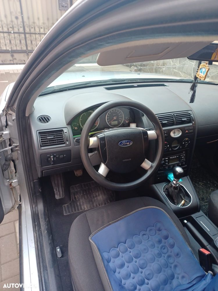 Ford Mondeo - 3