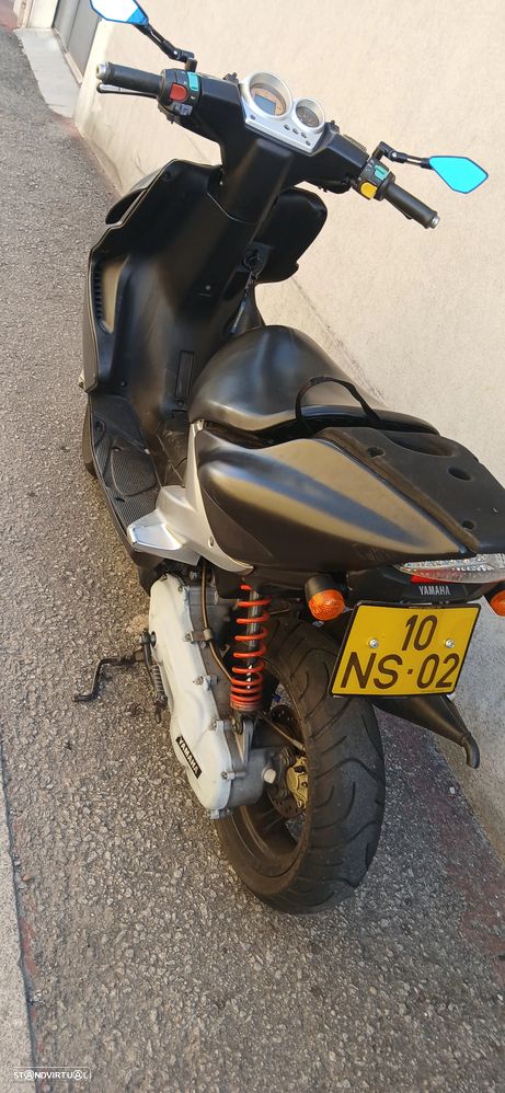 Yamaha Aerox - 8