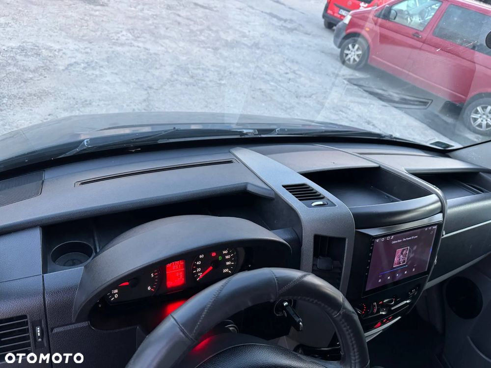 Volkswagen CRAFTER - 24