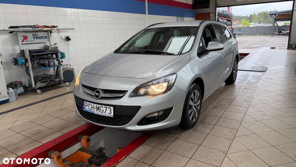 Opel Astra 1.6 CDTI Cosmo - 28