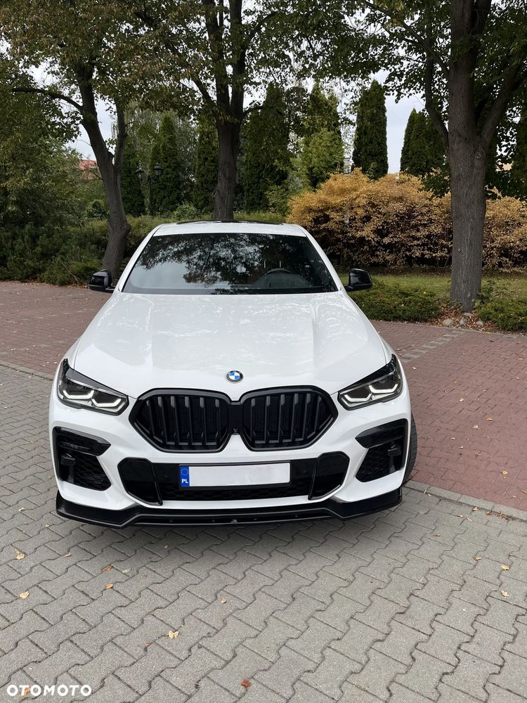 BMW X6 xDrive40i - 28